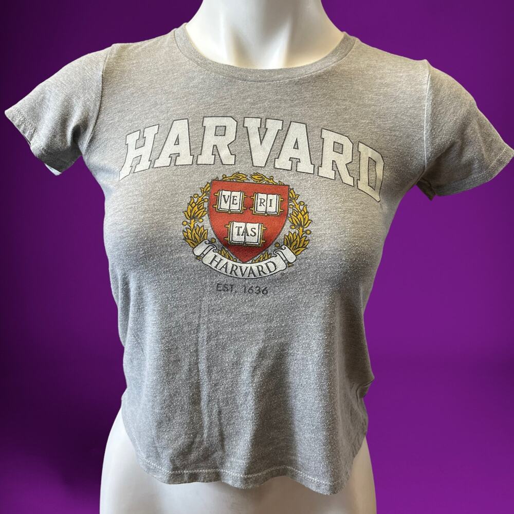 Harvard University Shirt Crop Top Fitted Veritas Est. 1636 Academia Preppy Y2K